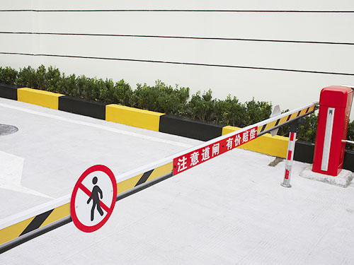 停車(chē)場(chǎng)標識